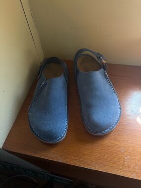 Blue Suede Birkenstock!!
